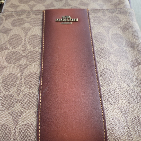 Coach Kitt Signature Jacquard Crossbody Bag - Picture 5 of 16